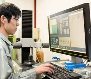 工場管理ソフトウェア開発