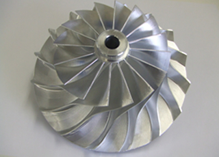 最新5軸加工機を駆使した難形状の高効率加工